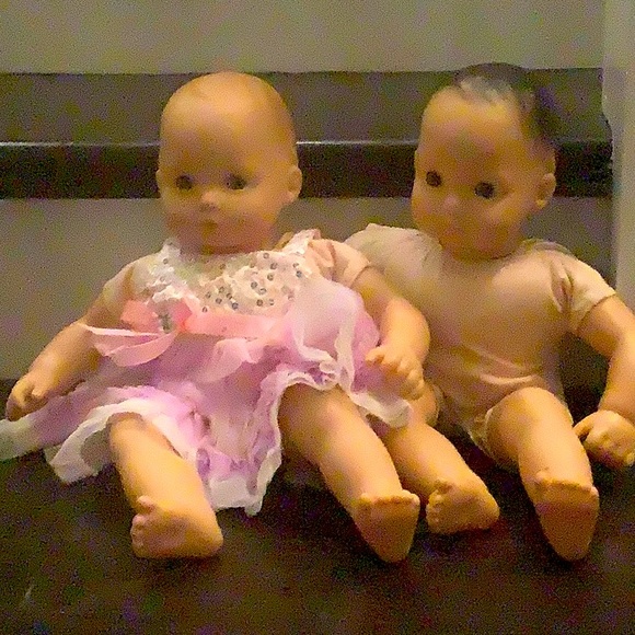 Two American girl doll baby dolls - Picture 1 of 4